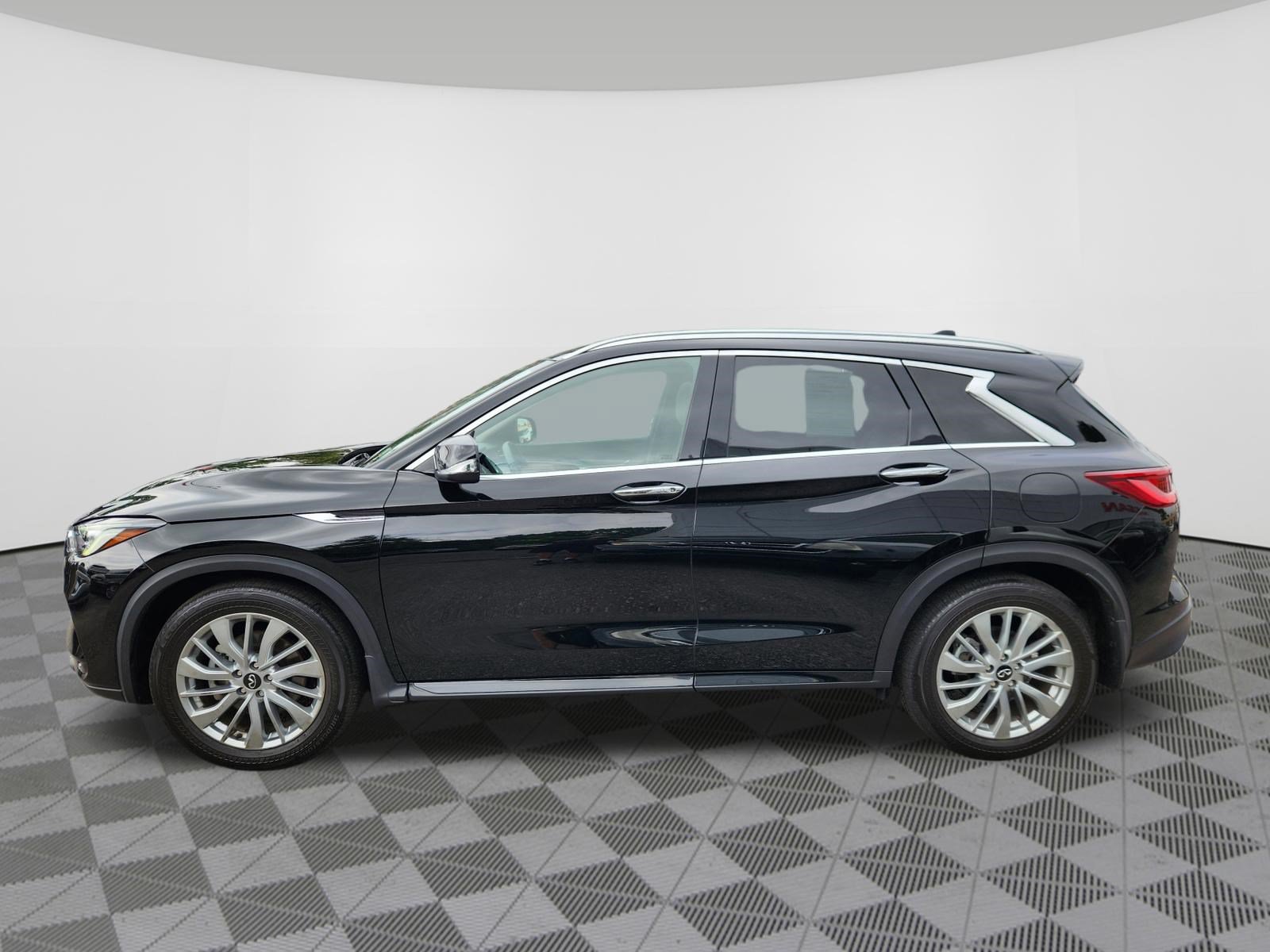 Used 2023 INFINITI QX50 Luxe AWD/4WD image 5