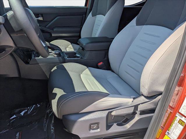 Used 2025 Toyota Tacoma TRD Off-Road image 15