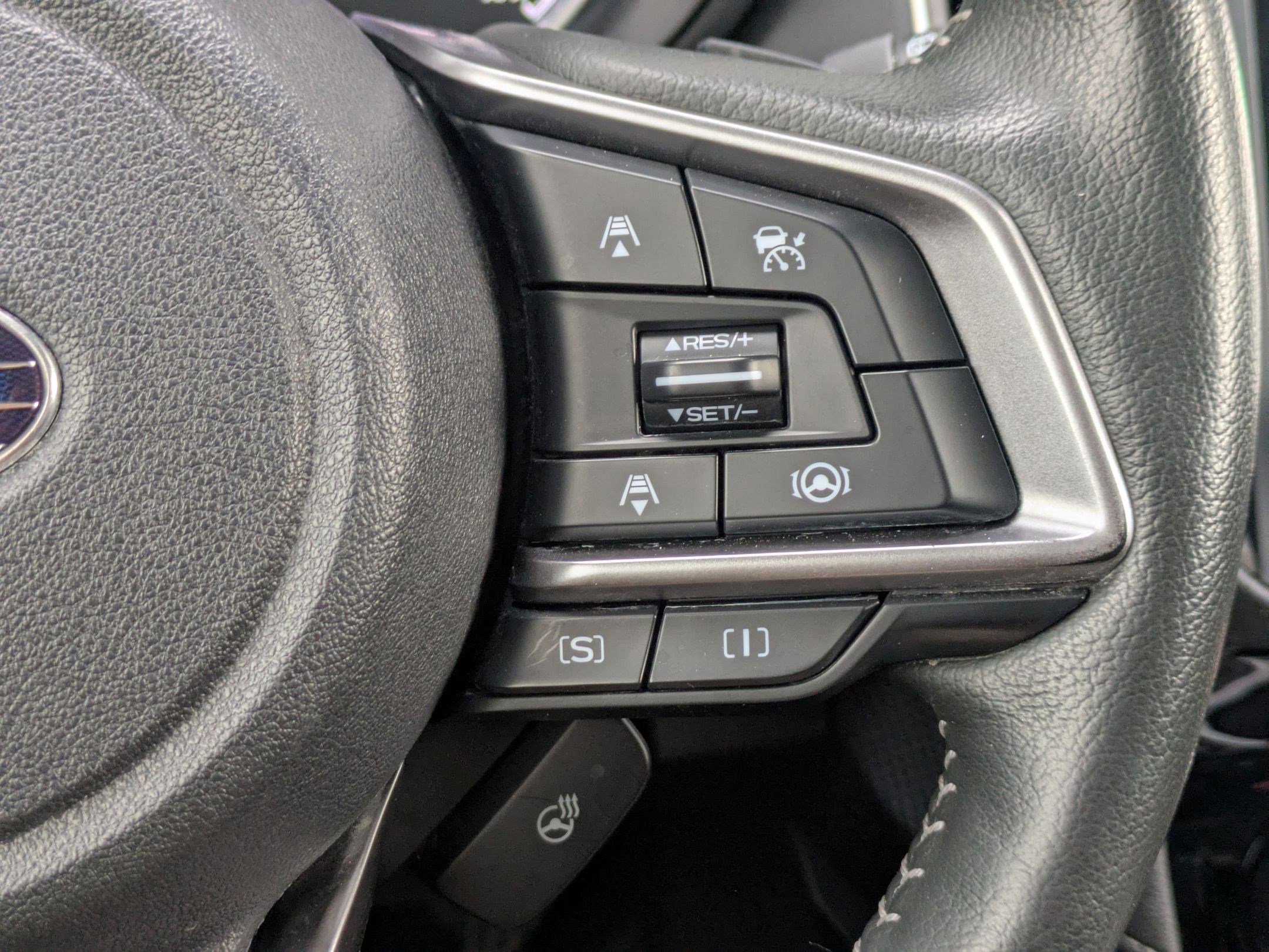 Used 2022 Subaru Forester Limited w/ Popular Package #2 image 16