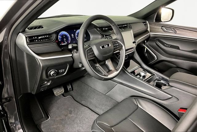 New 2026 Jeep Grand Cherokee L Limited AWD/4WD image 8