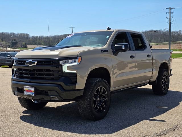 Used 2022 Chevrolet Silverado 1500 LT Trail Boss w/ LT Trail Boss Premium Package AWD/4WD image 6