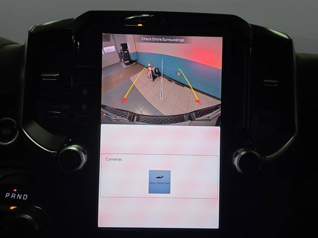 New 2026 RAM 1500 4x4 Crew Cab image 10