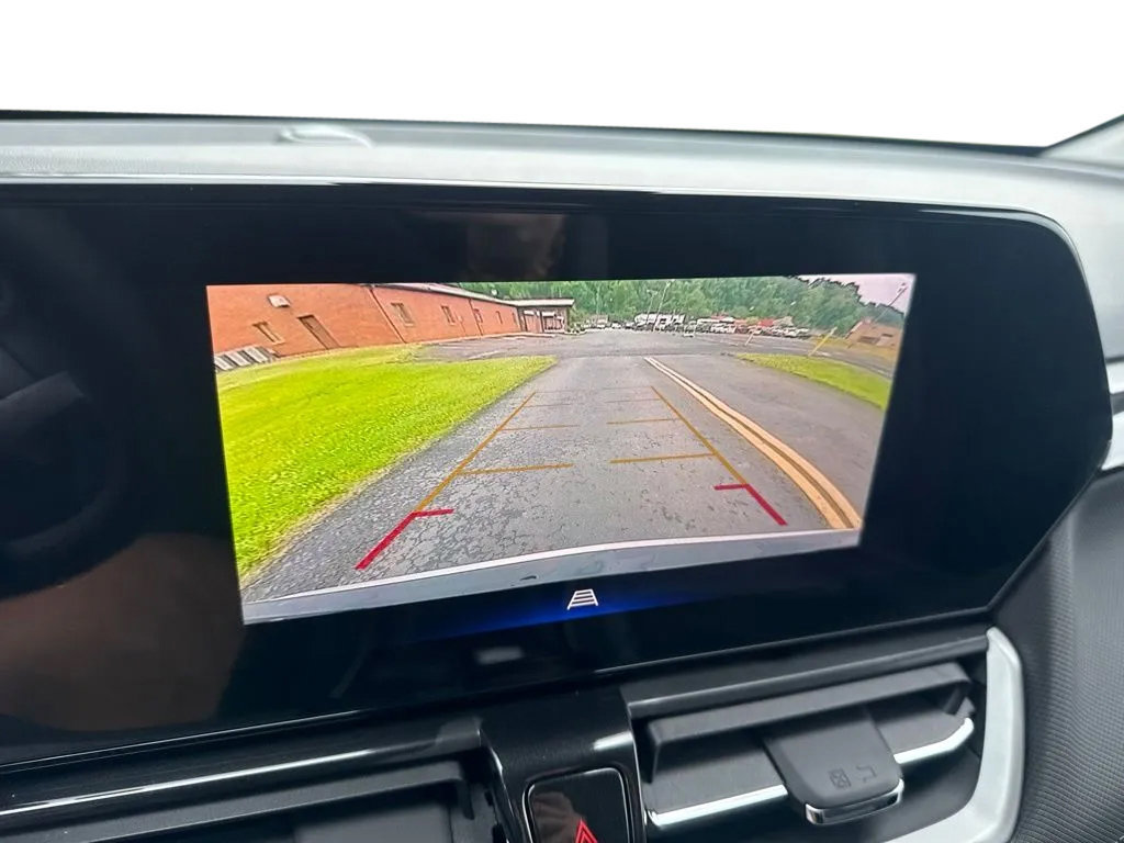 New 2026 Chevrolet TrailBlazer LT w/ Convenience Package FWD image 22