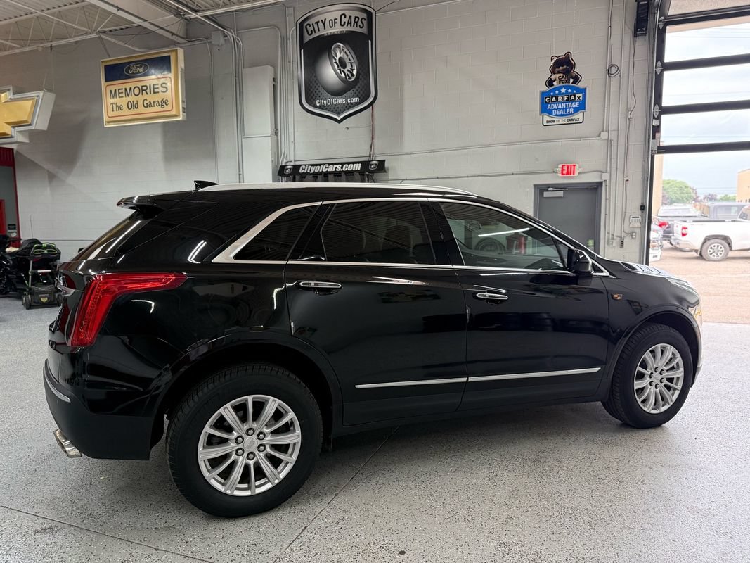 Used 2018 Cadillac XT5 AWD image 5