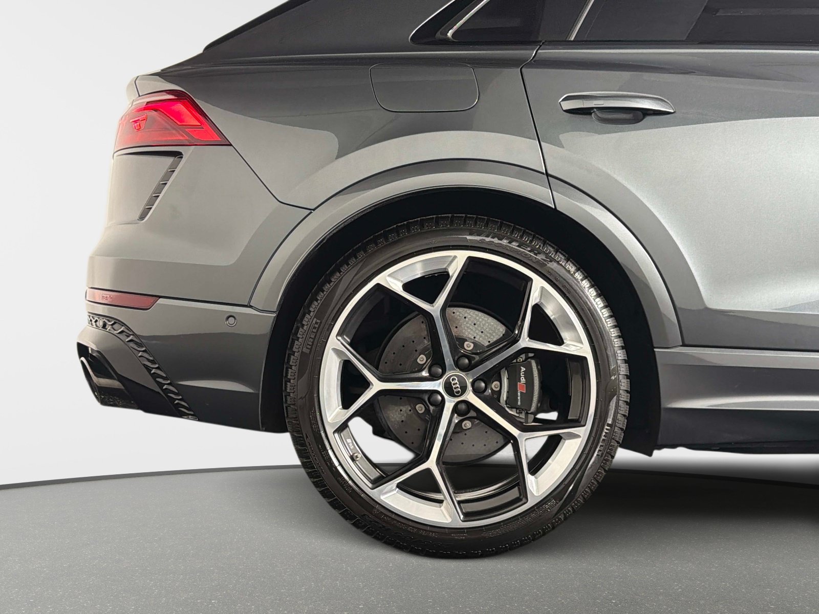 Used 2025 Audi RS Q8 performance AWD/4WD image 18