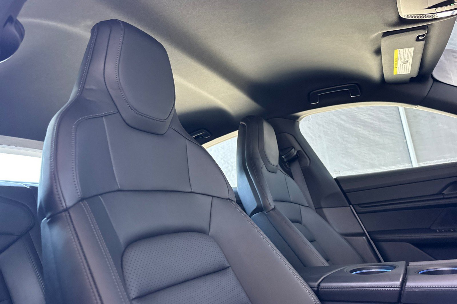Certified 2022 Porsche Taycan 4S AWD/4WD image 16