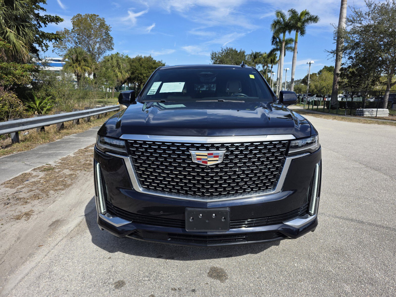 Used 2023 Cadillac Escalade Premium Luxury image 8