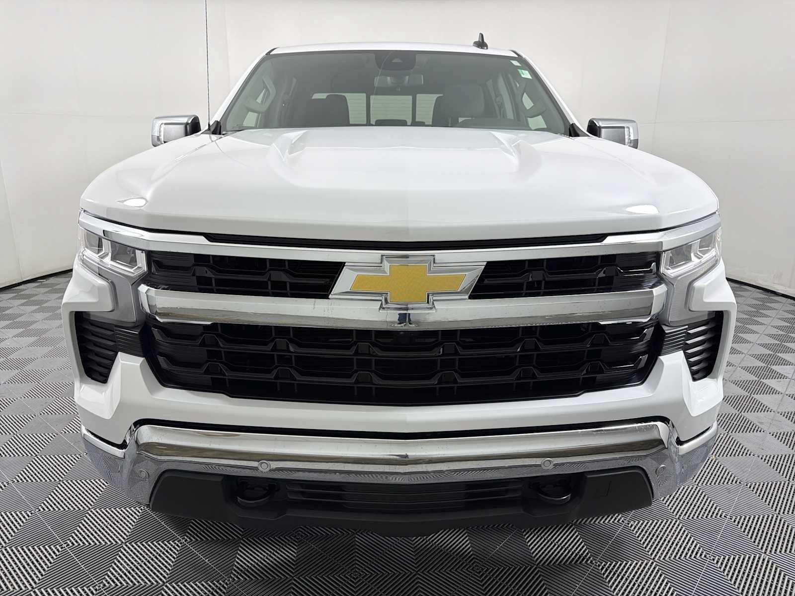 Certified 2025 Chevrolet Silverado 1500 LT w/ All Star Edition Plus RWD image 2
