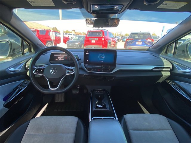 Used 2023 Volkswagen ID.4 Pro image 16