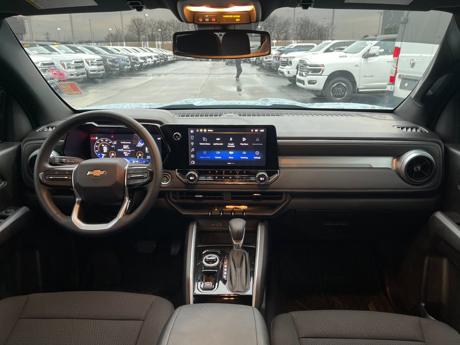 Used 2025 Chevrolet Colorado LT image 15