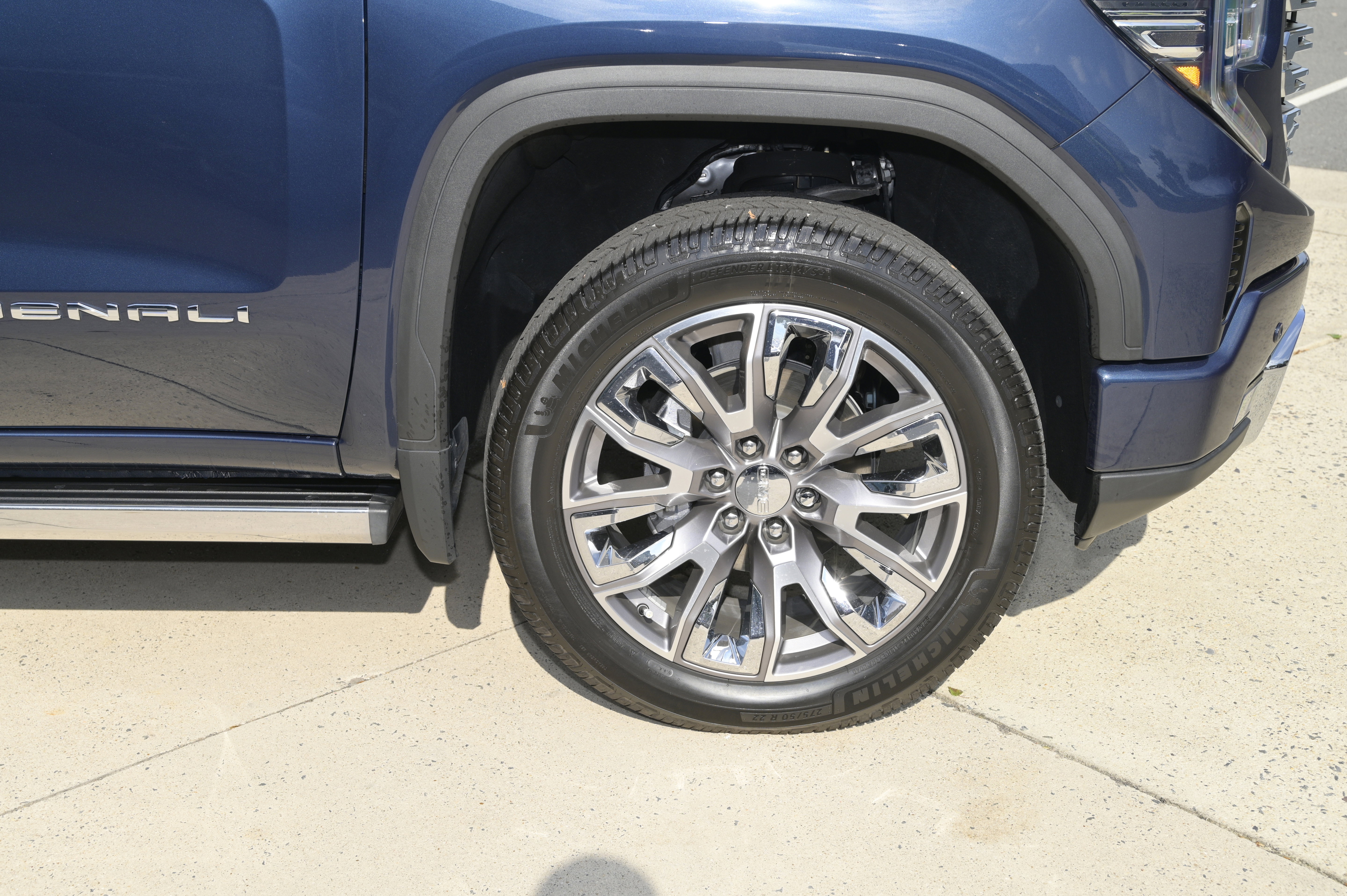 Used 2023 GMC Sierra 1500 Denali w/ Denali Reserve Package image 12