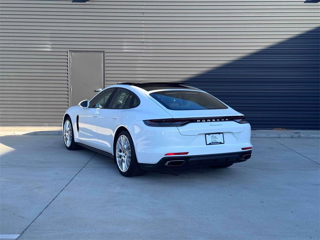 Used 2021 Porsche Panamera image 3