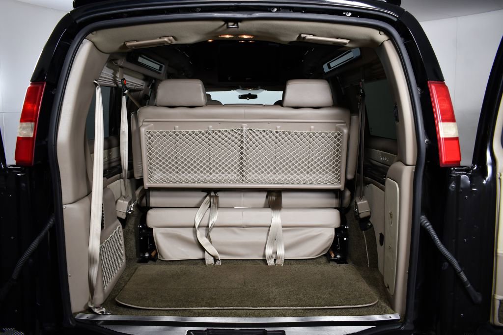 Used 2013 GMC Savana 1500 AWD image 19