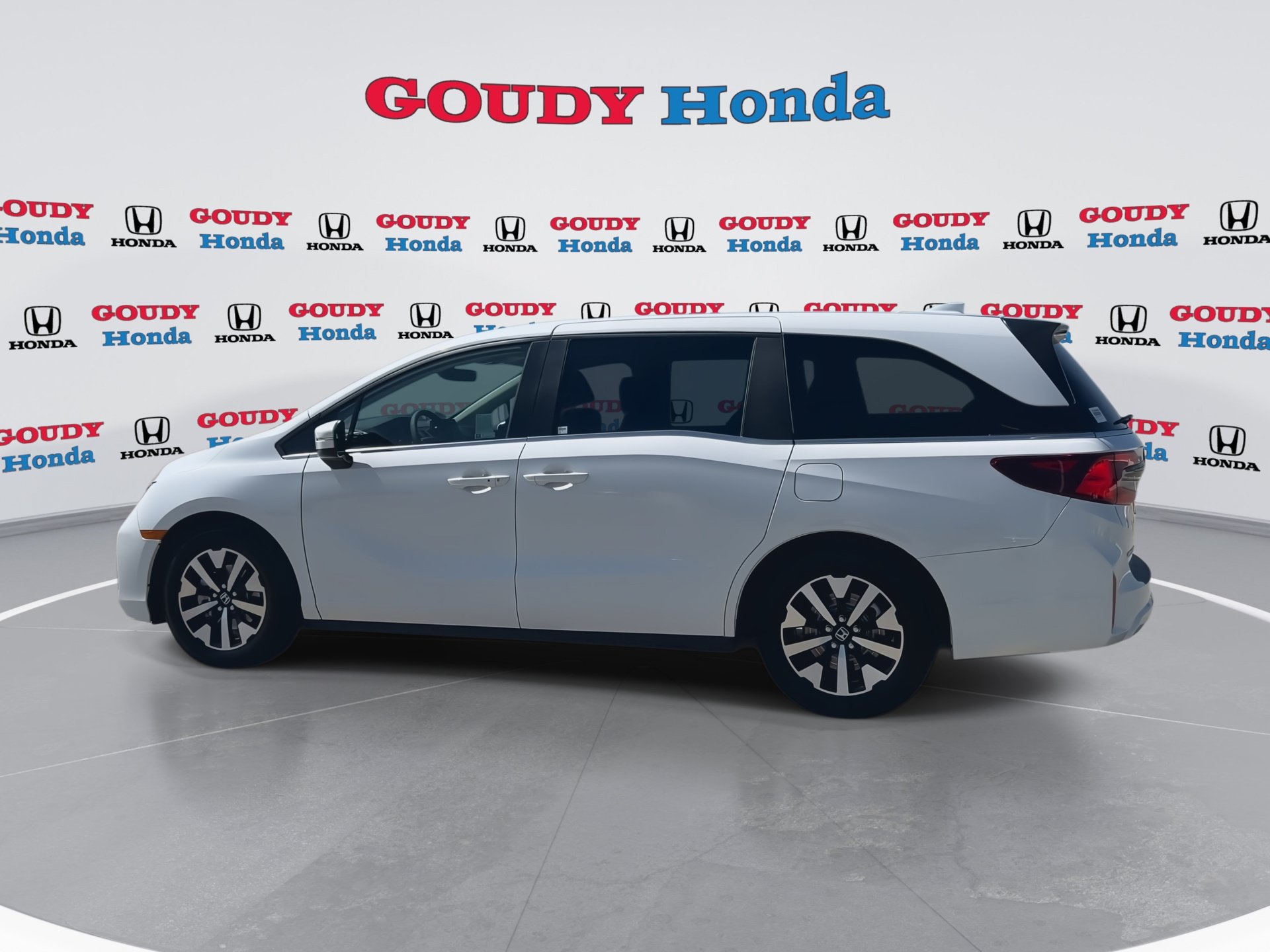 Used 2026 Honda Odyssey EX-L image 6