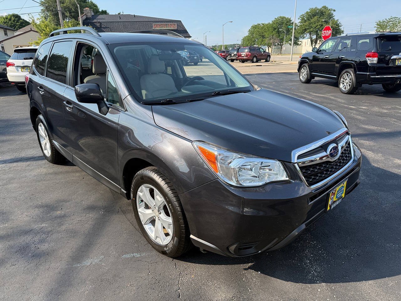 Used 2014 Subaru Forester 2.5i Premium w/ All-Weather Package AWD/4WD image 41