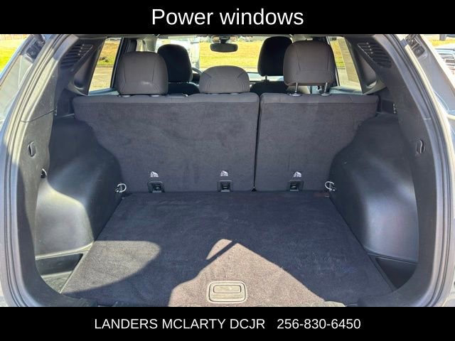 Used 2024 Jeep Compass Sport image 15