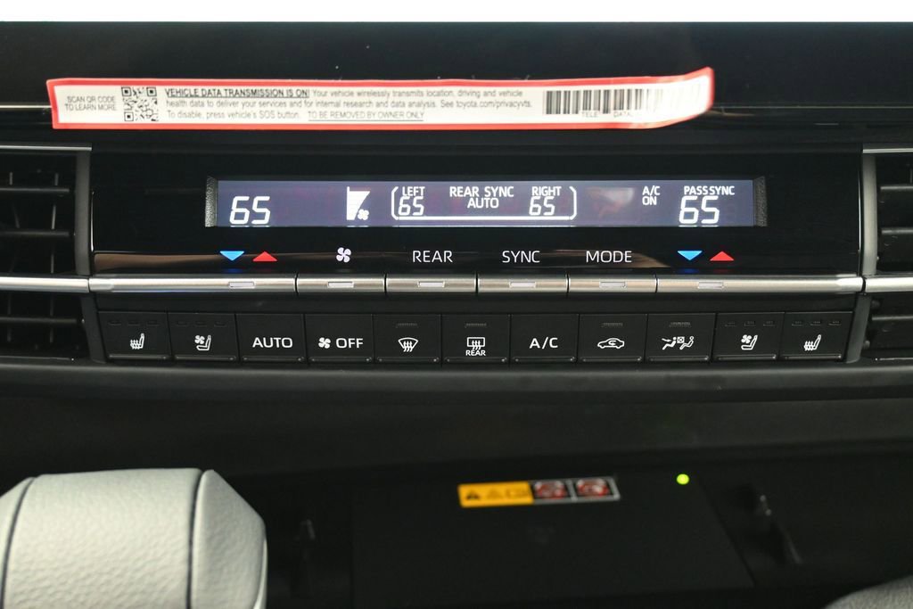 Used 2025 Toyota Sienna Limited AWD/4WD image 26