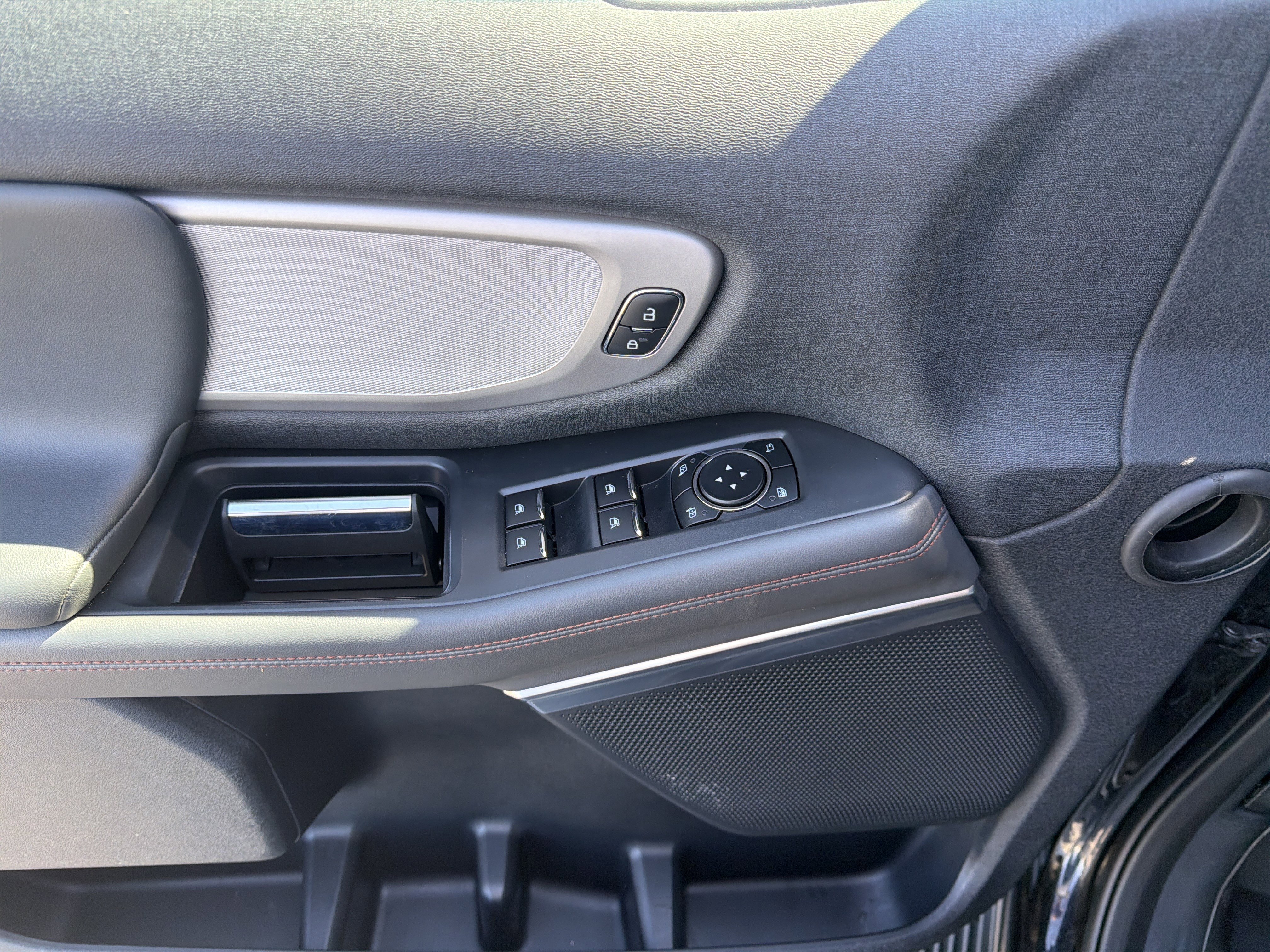 Certified 2025 Ford Expedition Max Active AWD/4WD image 27