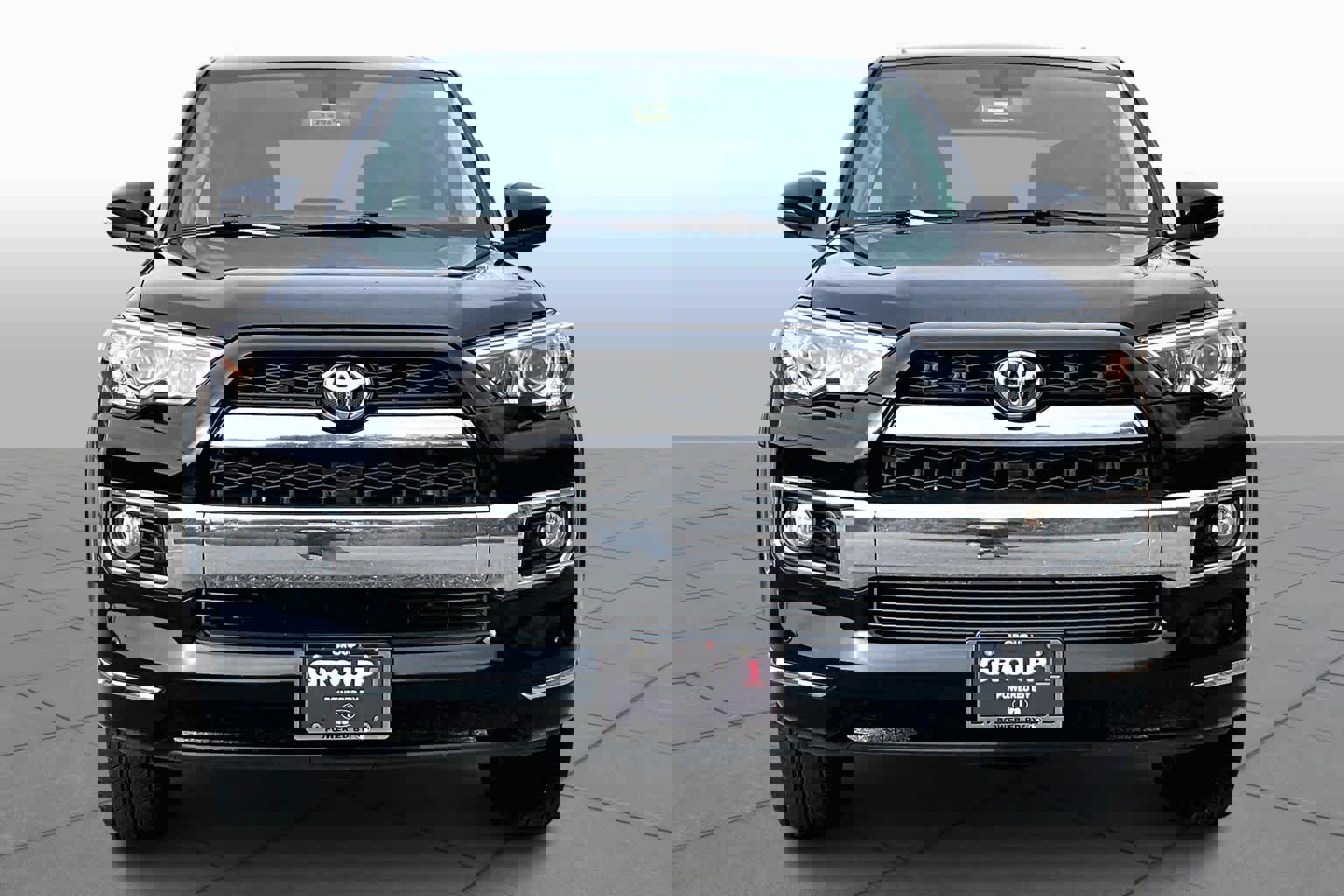 Used 2018 Toyota 4Runner Limited image 3