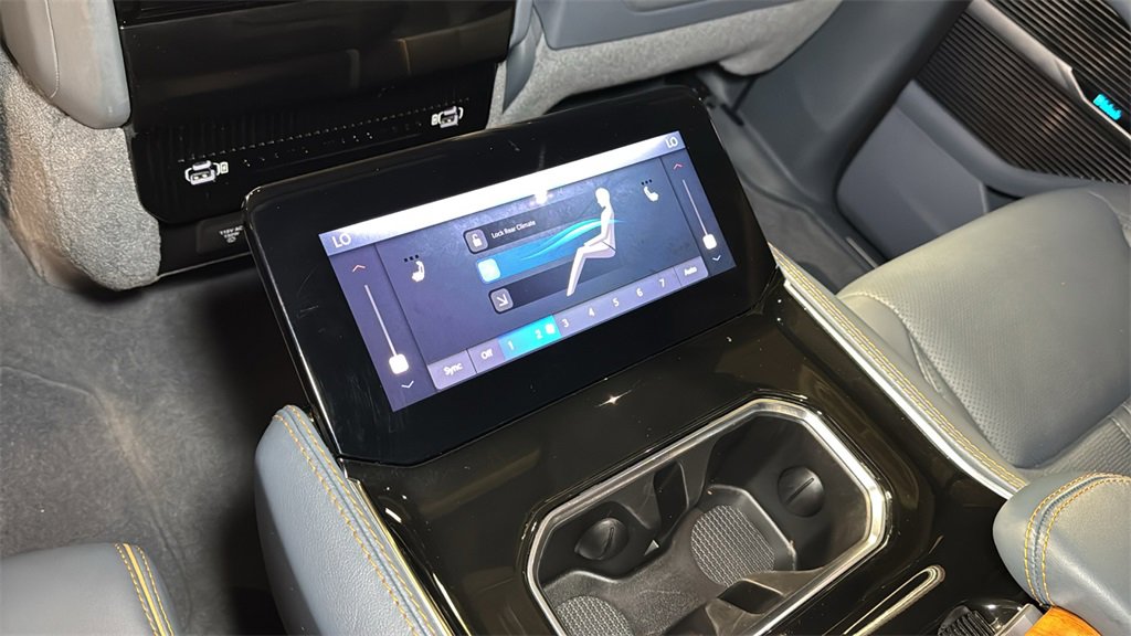 Used 2022 Jeep Grand Wagoneer Series II image 18