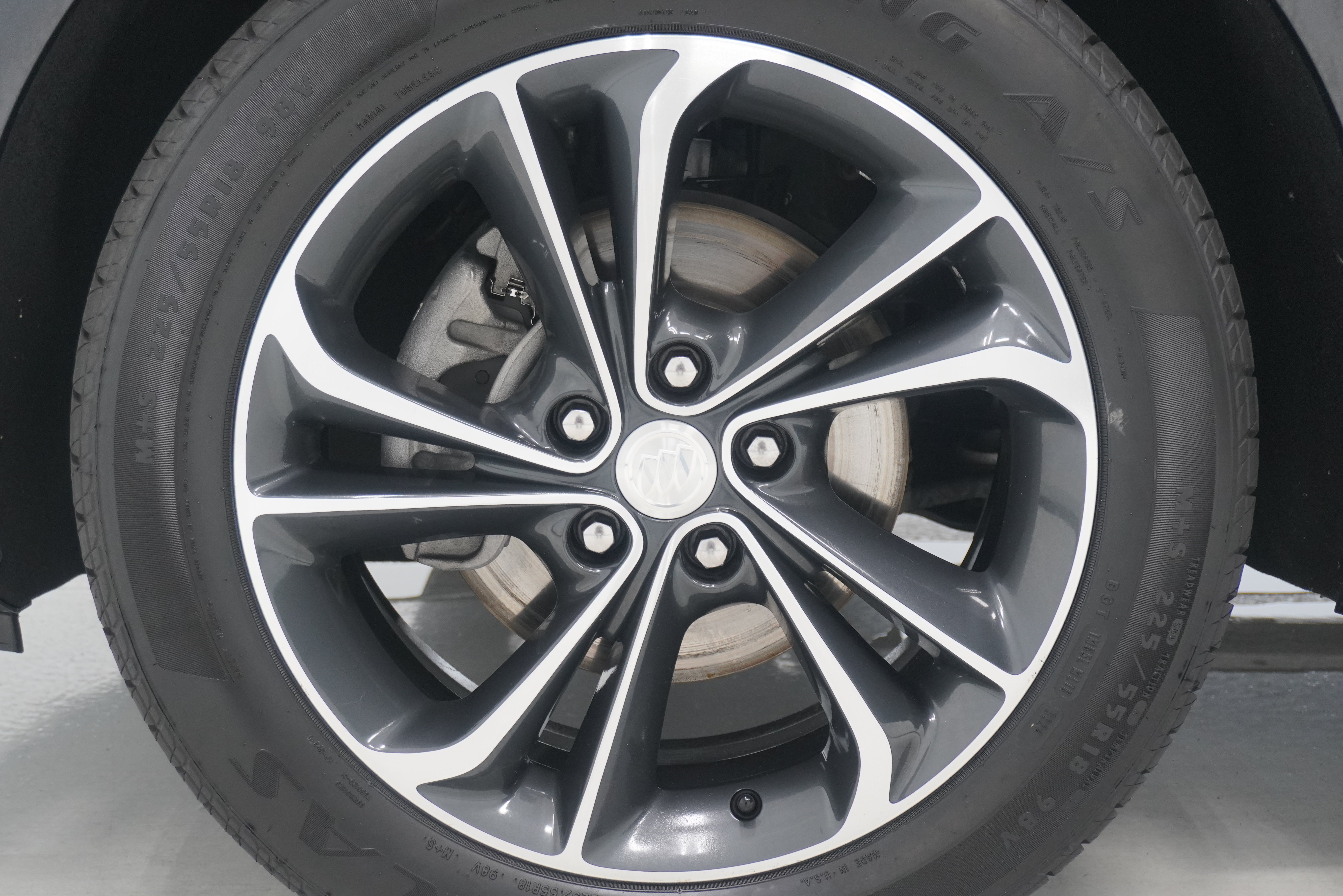 Used 2020 Buick Encore GX Essence FWD image 24