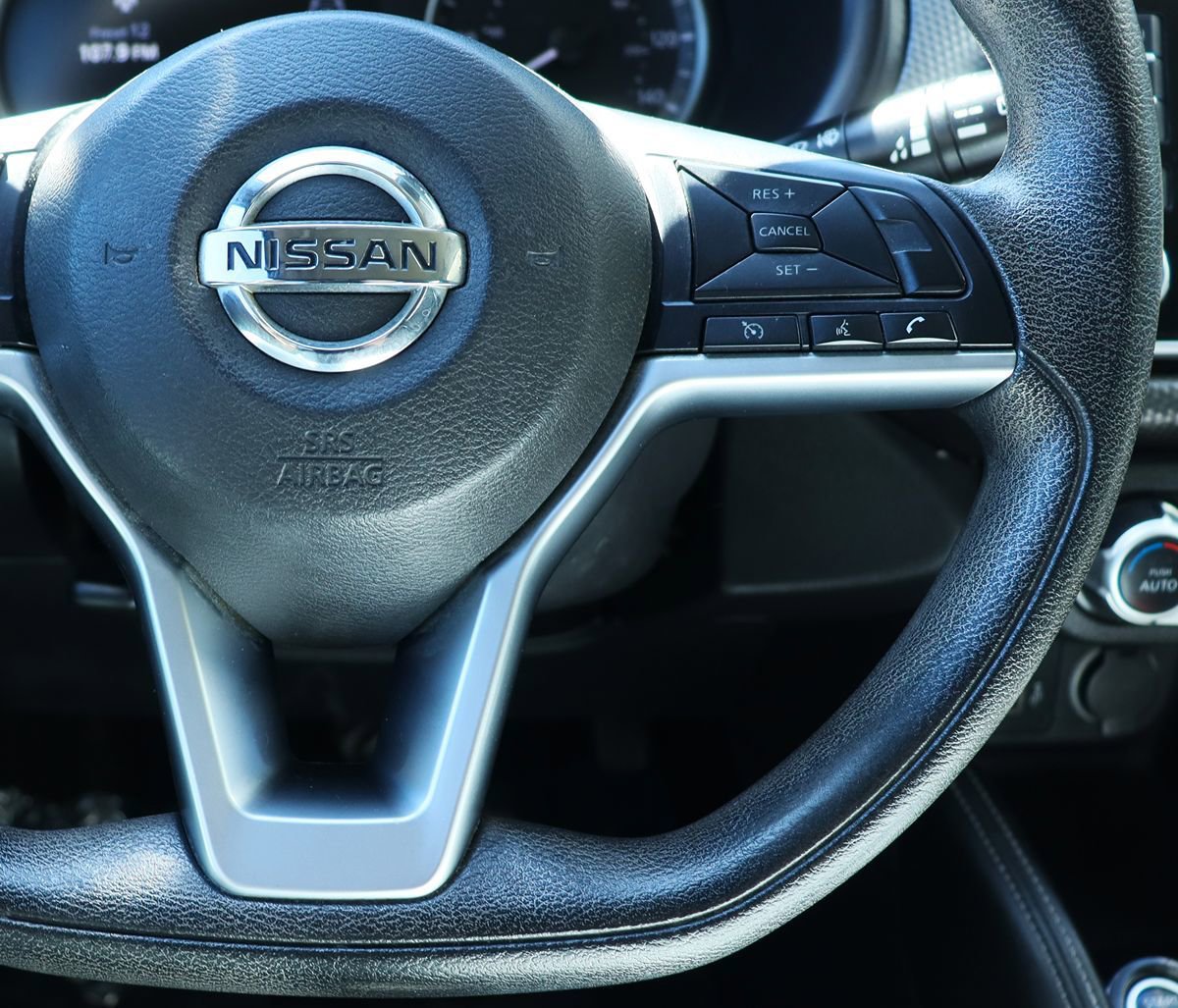 Used 2020 Nissan Kicks SV FWD image 51