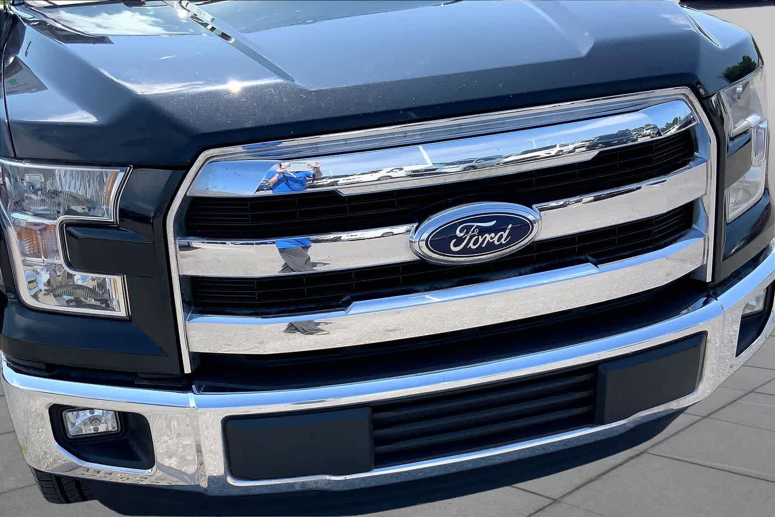 Used 2015 Ford F150 Lariat w/ Trailer Tow Package RWD image 28