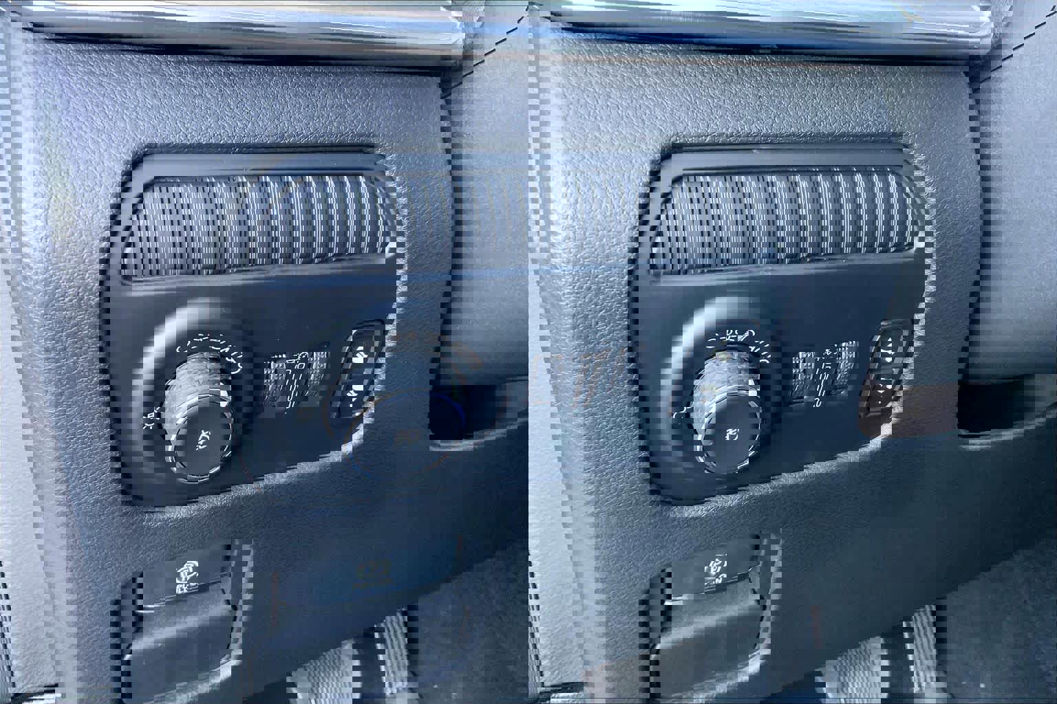 Used 2023 Jeep Wagoneer Series II image 32