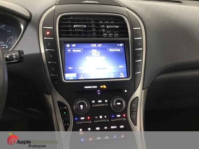 Used 2019 Lincoln Nautilus Reserve image 13