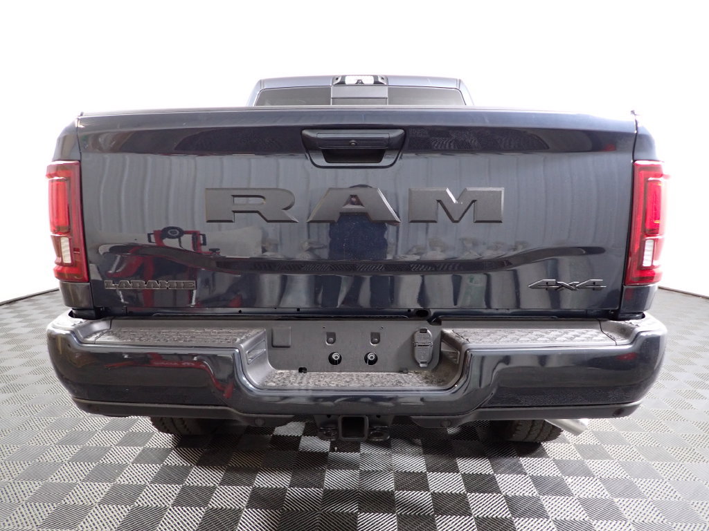New 2027 RAM 2500 Laramie w/ Night Edition AWD/4WD image 15