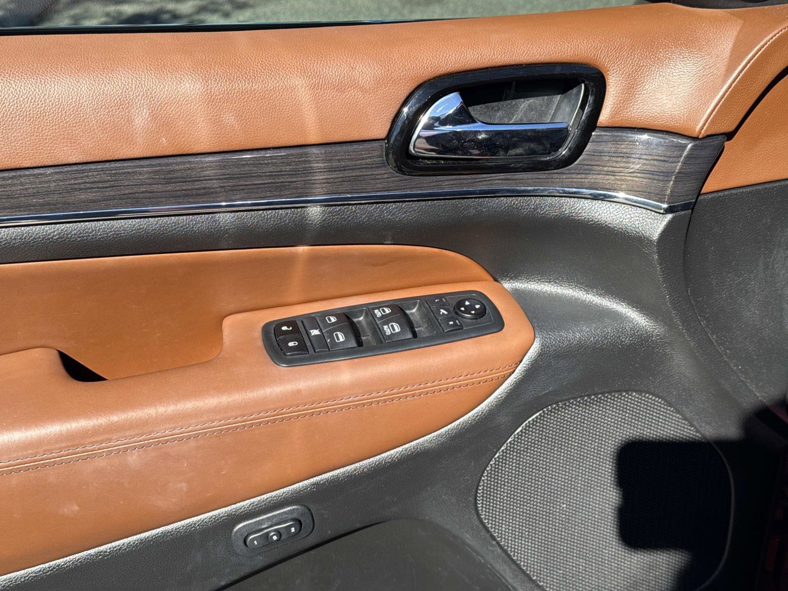 Used 2021 Jeep Grand Cherokee Overland w/ Trailer Tow Group IV image 20