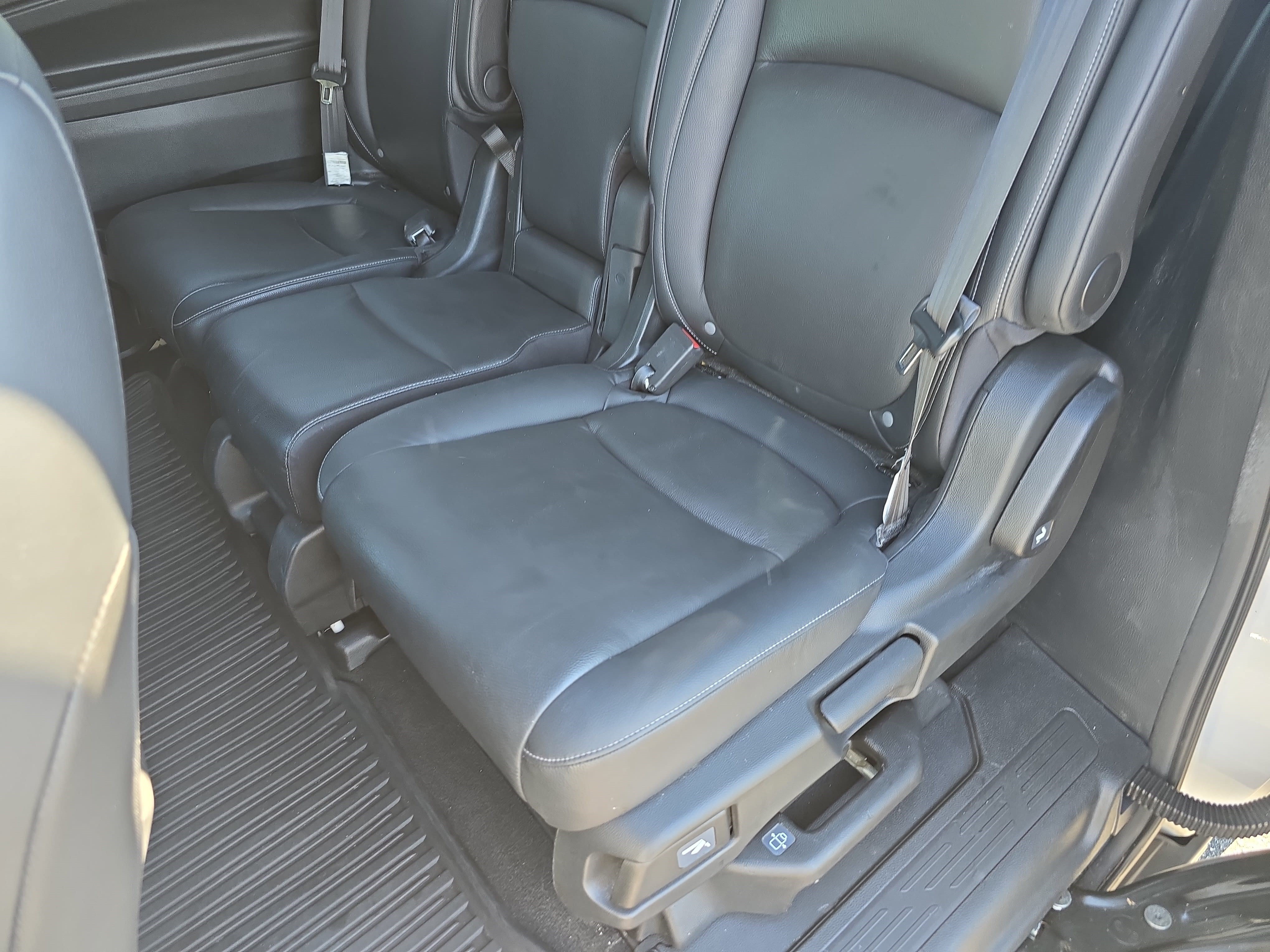 Used 2023 Honda Odyssey EX-L image 16