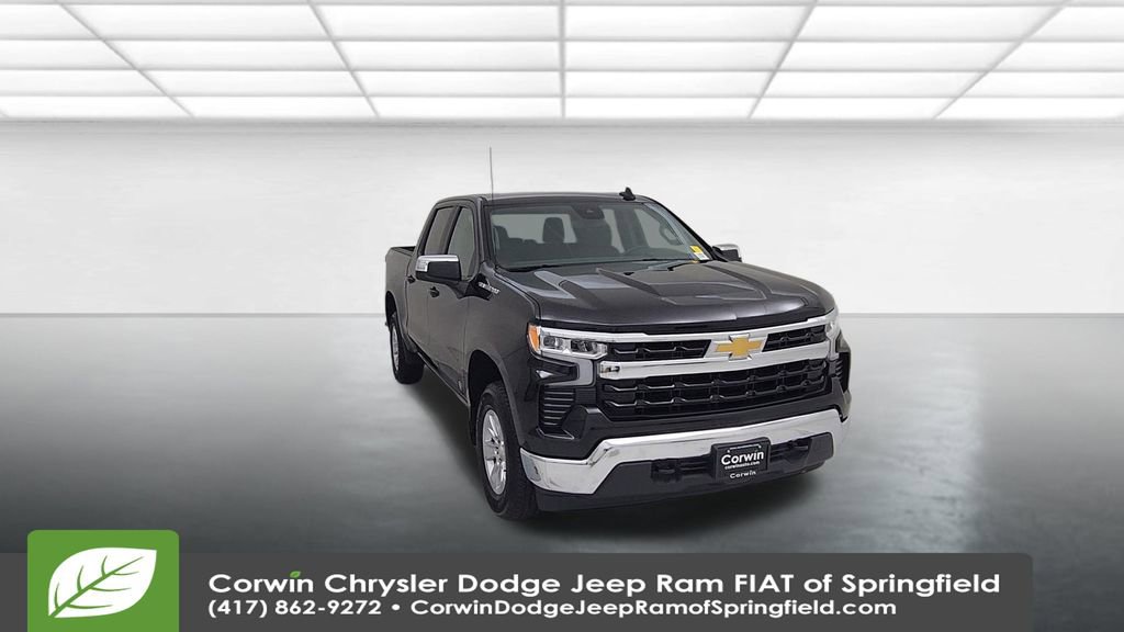 Used 2025 Chevrolet Silverado 1500 LT image 4