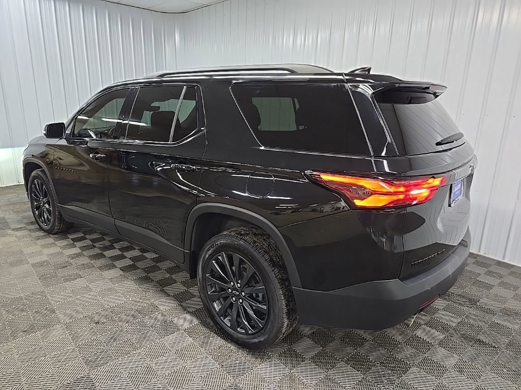 Used 2023 Chevrolet Traverse RS image 9