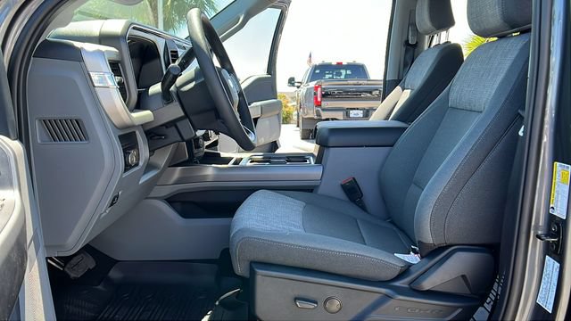 New 2026 Ford F250 XLT w/ XLT Premium Package AWD/4WD image 17