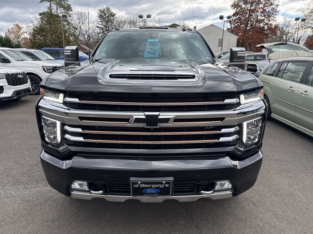 Used 2021 Chevrolet Silverado 3500 High Country w/ Z71 Off-Road Package image 2