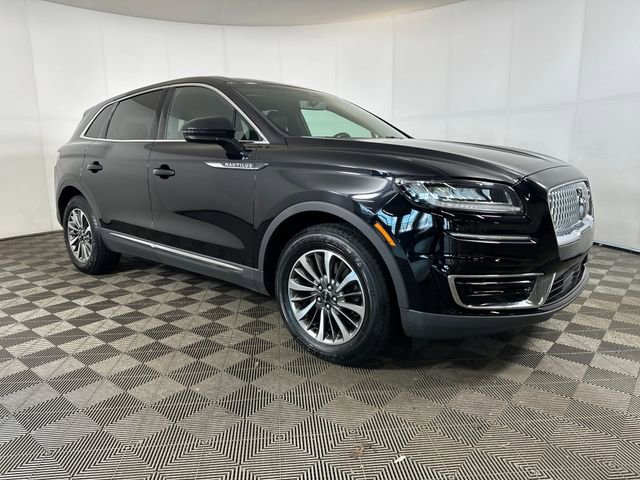 Used 2020 Lincoln Nautilus FWD w/ Equipment Group 101A image 2