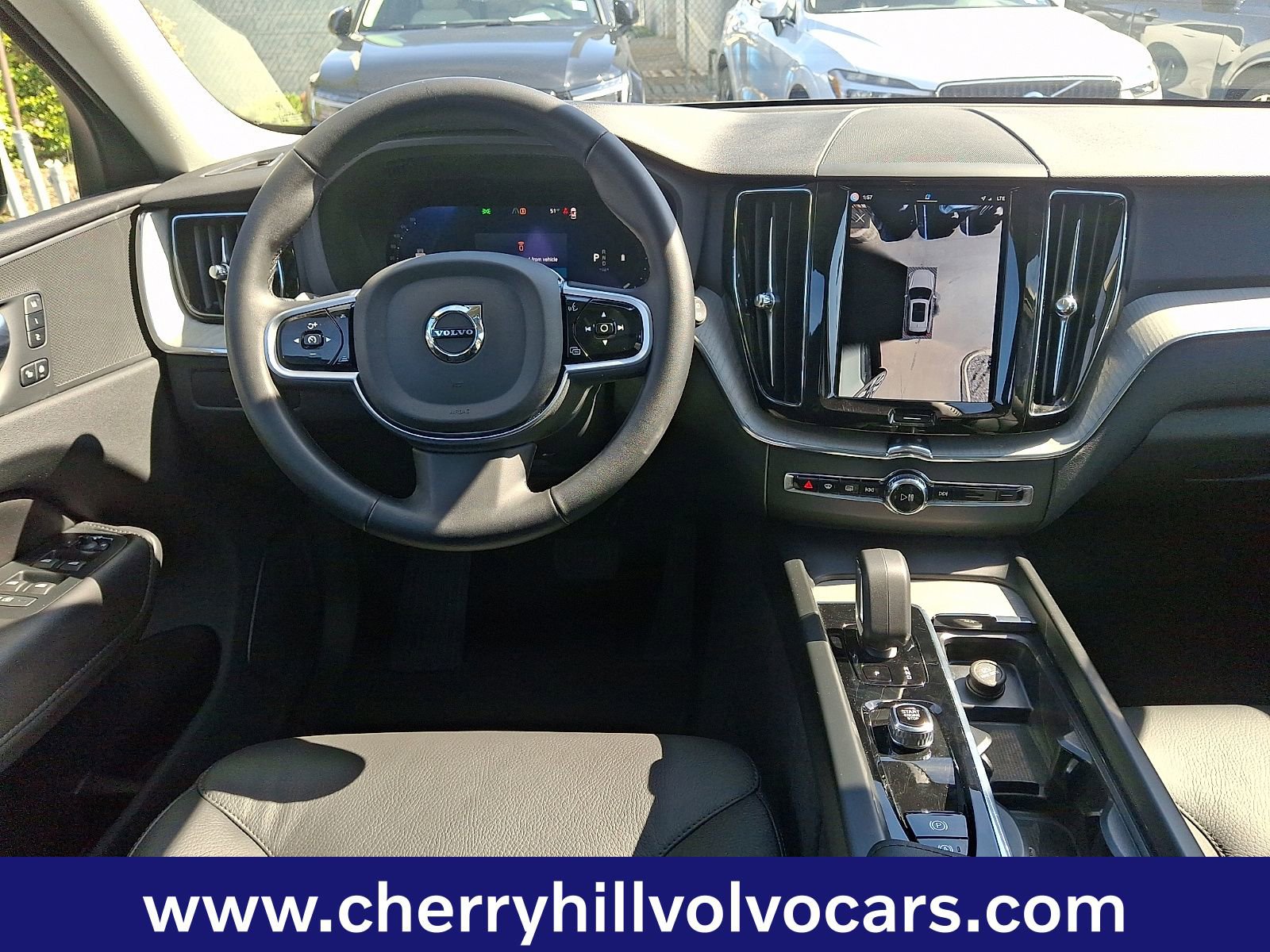 Certified 2025 Volvo XC60 B5 Plus image 12
