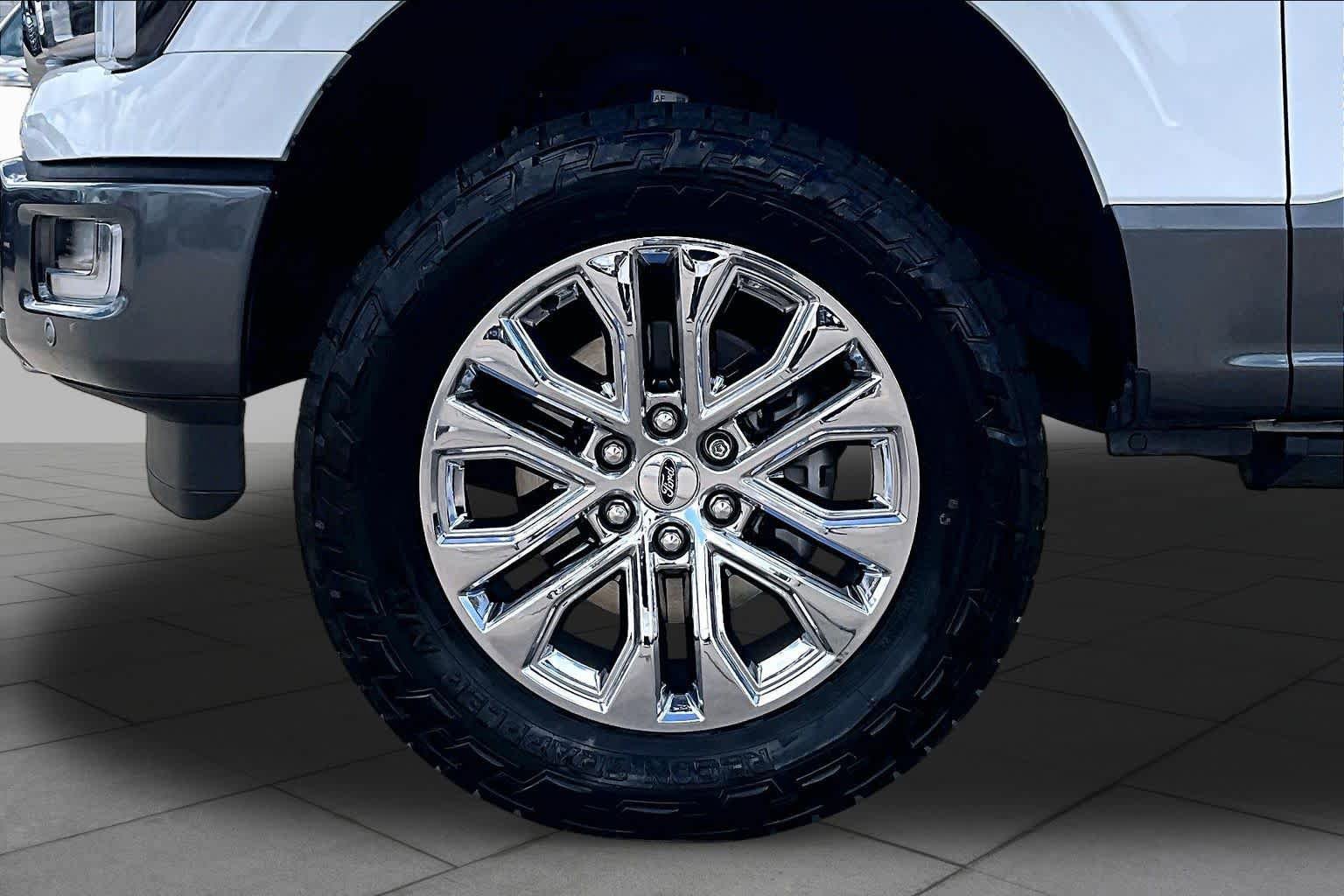 Used 2024 Ford F150 Lariat w/ Bed Utility Package AWD/4WD image 11
