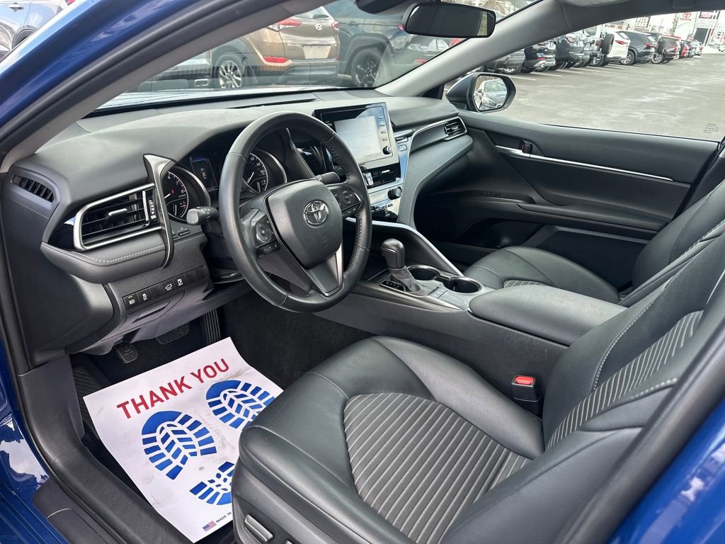Used 2024 Toyota Camry SE image 9