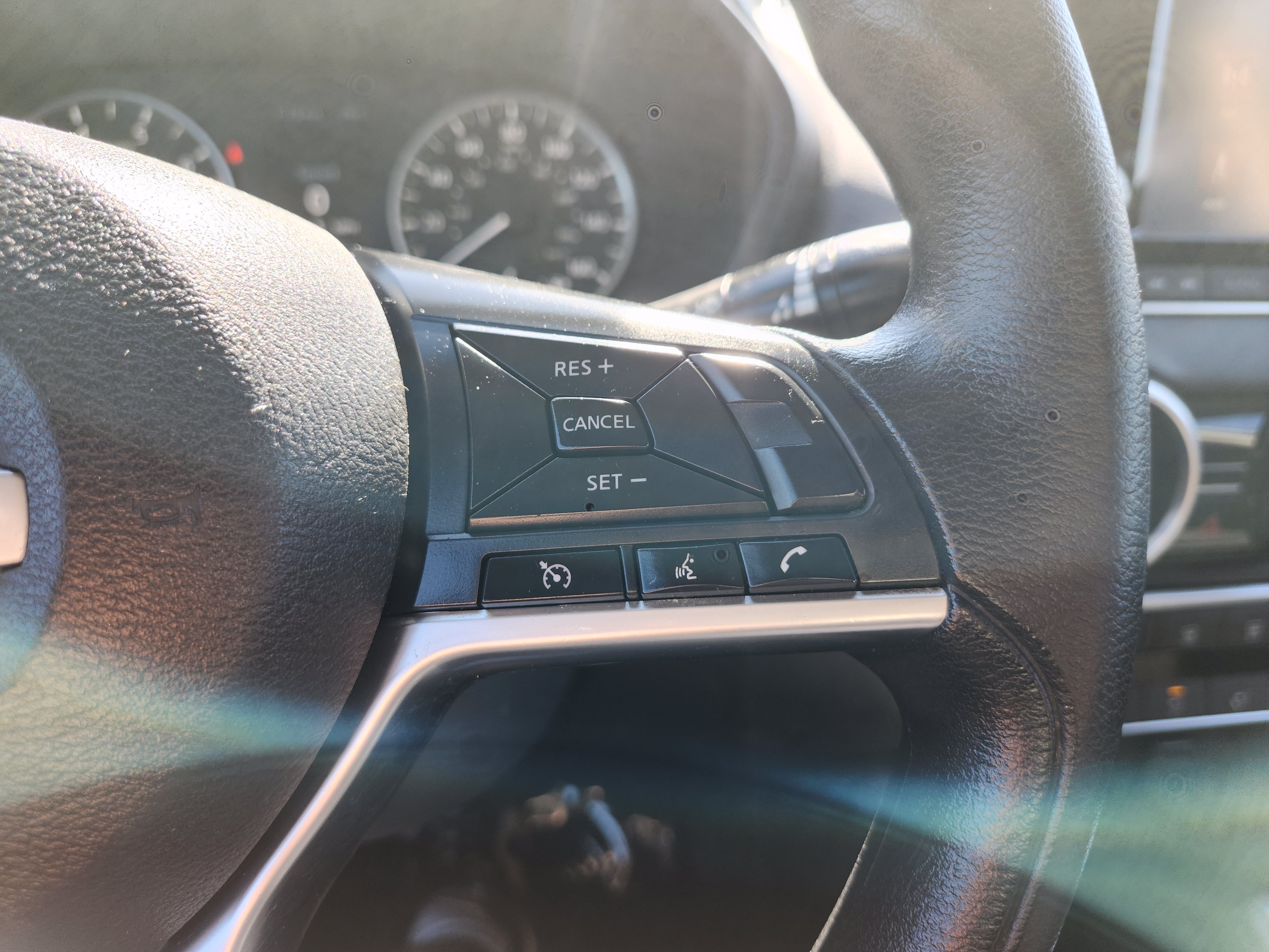 Used 2020 Nissan Sentra S FWD image 29