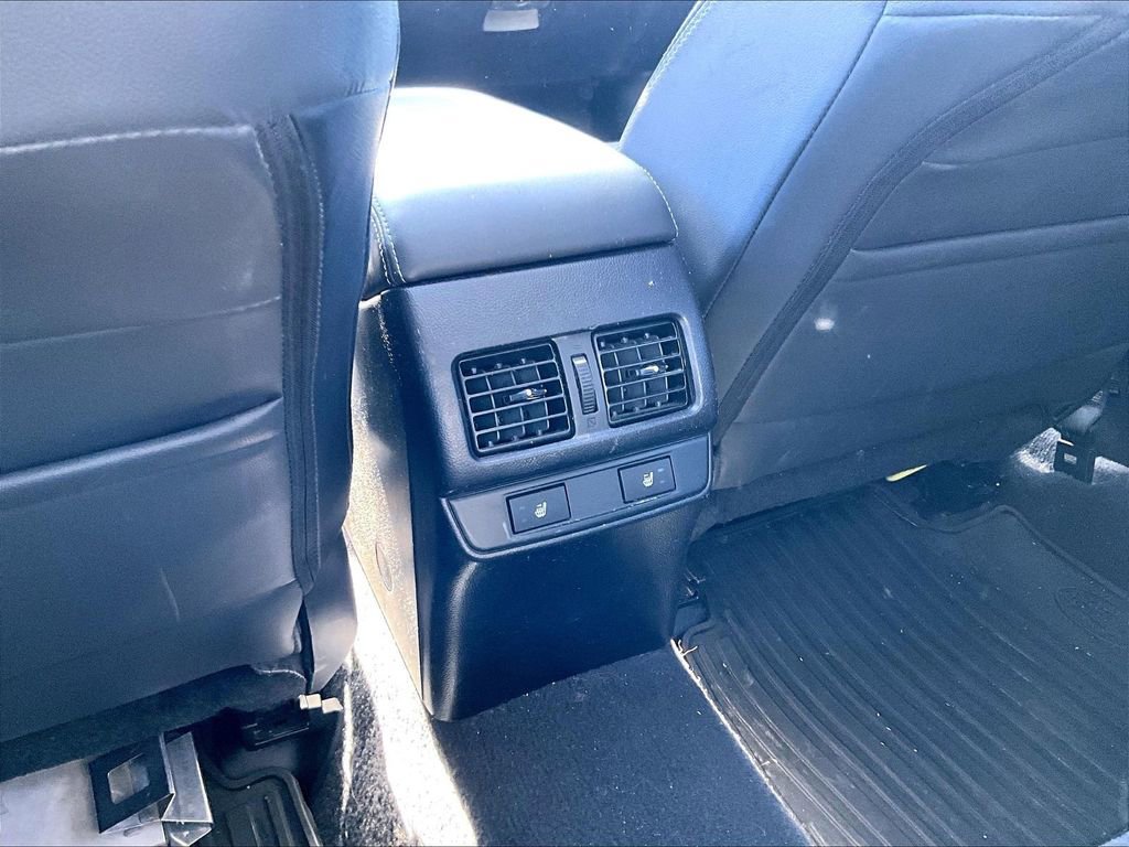 Used 2017 Subaru Outback 3.6R Limited image 28