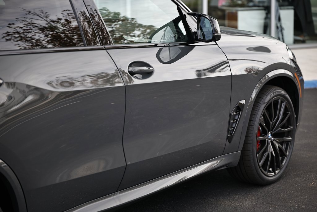 New 2026 BMW X5 M60i w/ Climate Comfort Package image 8