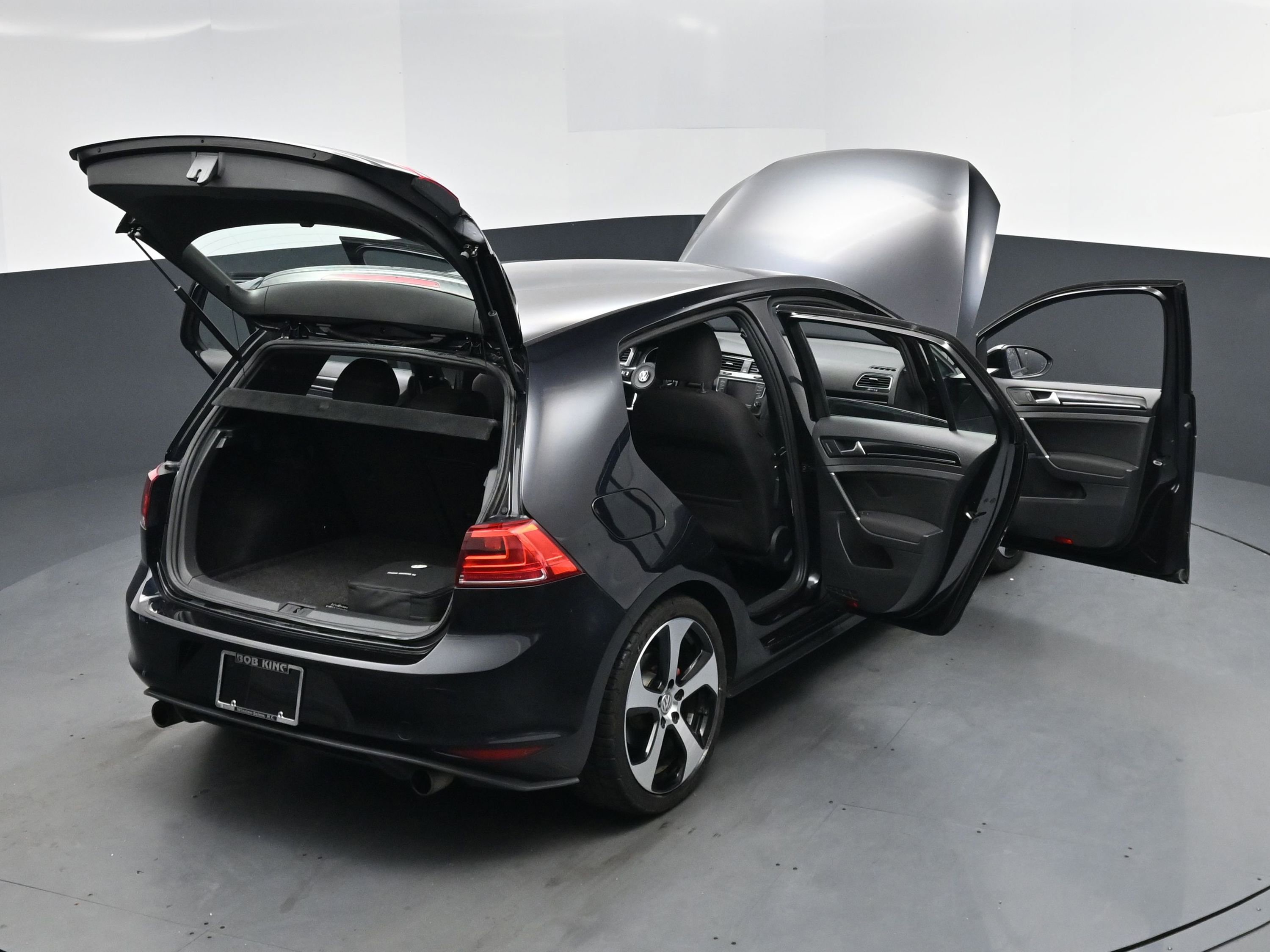 Used 2016 Volkswagen GTI S image 17