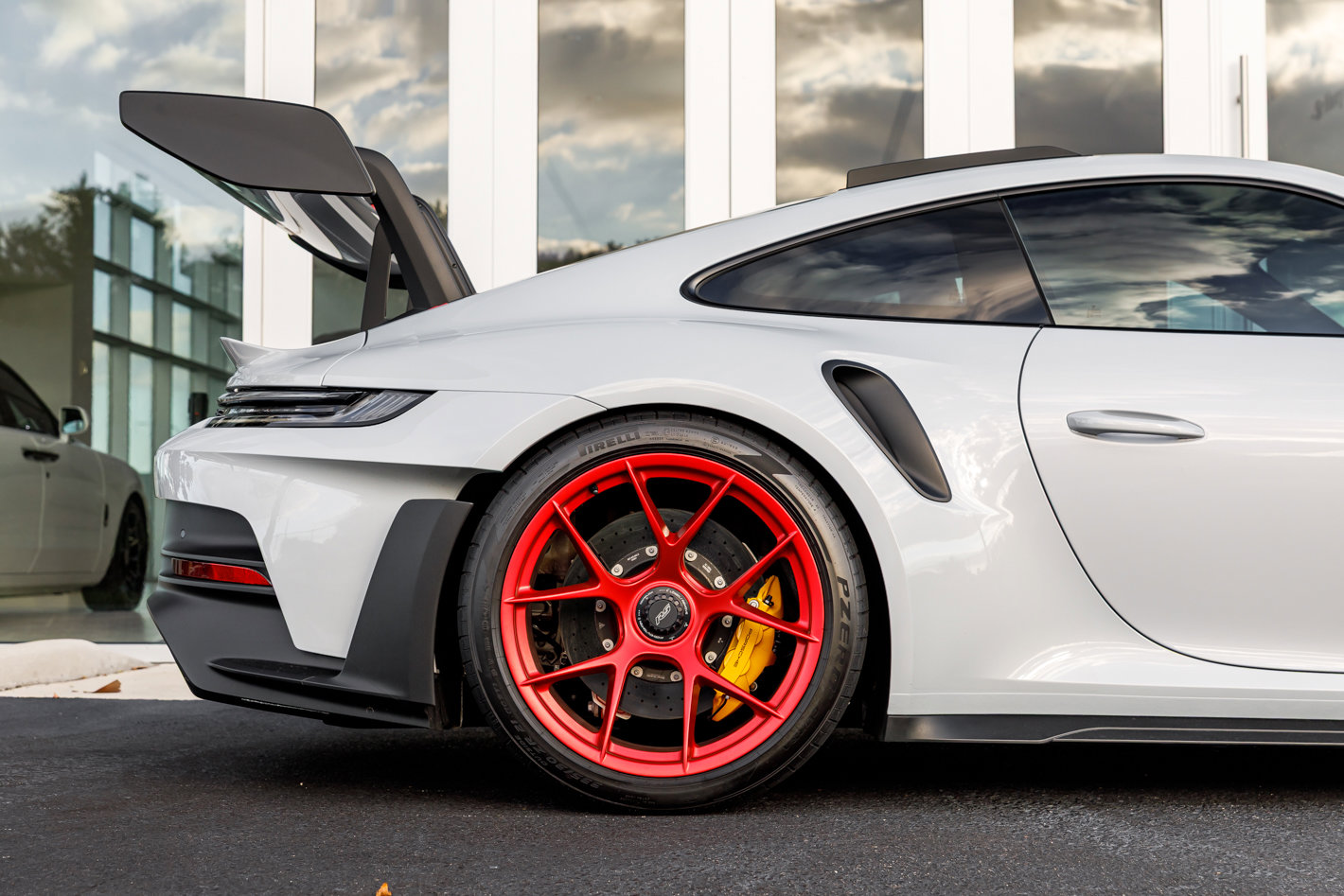 Used 2024 Porsche 911 GT3 RS RWD image 14
