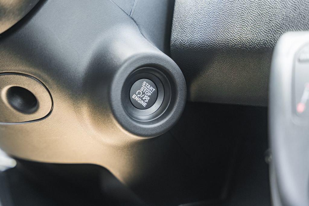 New 2025 RAM ProMaster 3500 w/ Quick Order Package 22G SLT image 25