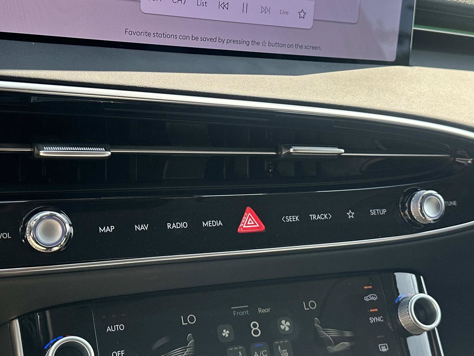 New 2026 Genesis GV70 2.5T AWD/4WD image 14