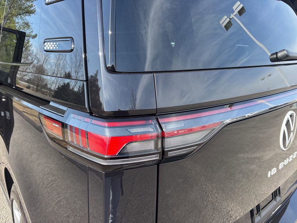 New 2025 Volkswagen ID. Buzz Pro S image 11