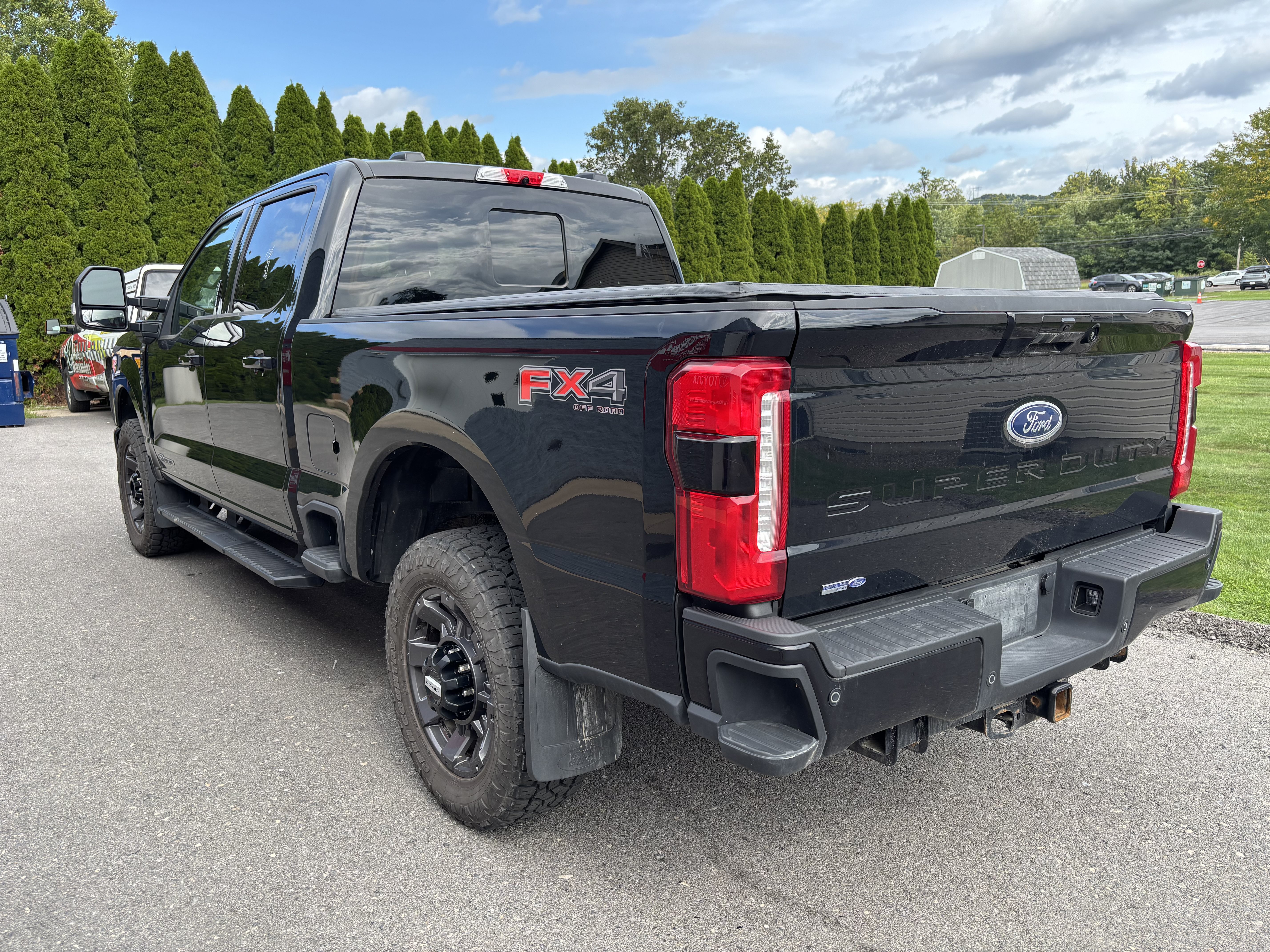 Used 2024 Ford F250 Lariat w/ Lariat Ultimate Package AWD/4WD image 5