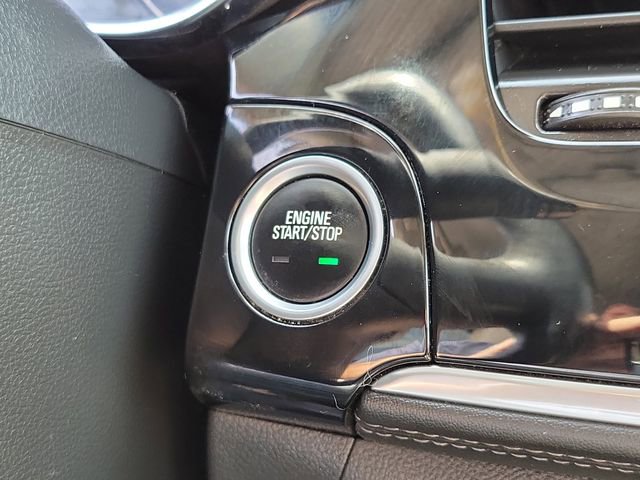 Used 2018 Buick Encore Essence FWD image 28